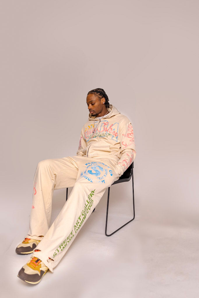 model is 6'6" wearing a XL