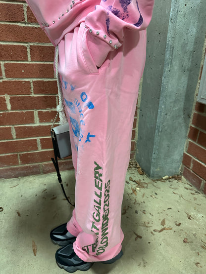 "Pressure makes Diamonds" sweatpants (pink)