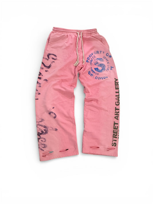 "Pressure makes Diamonds" sweatpants (pink)